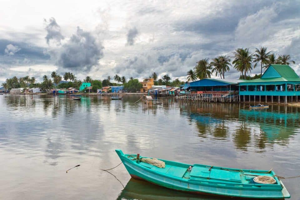 phu-quoc-fishing-village