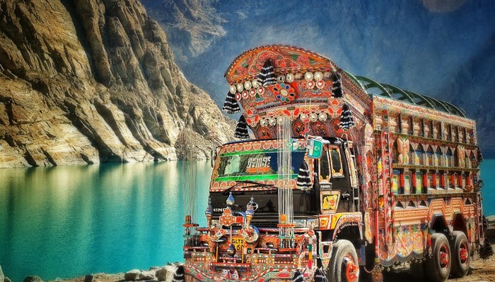 pakistan unusual traveler