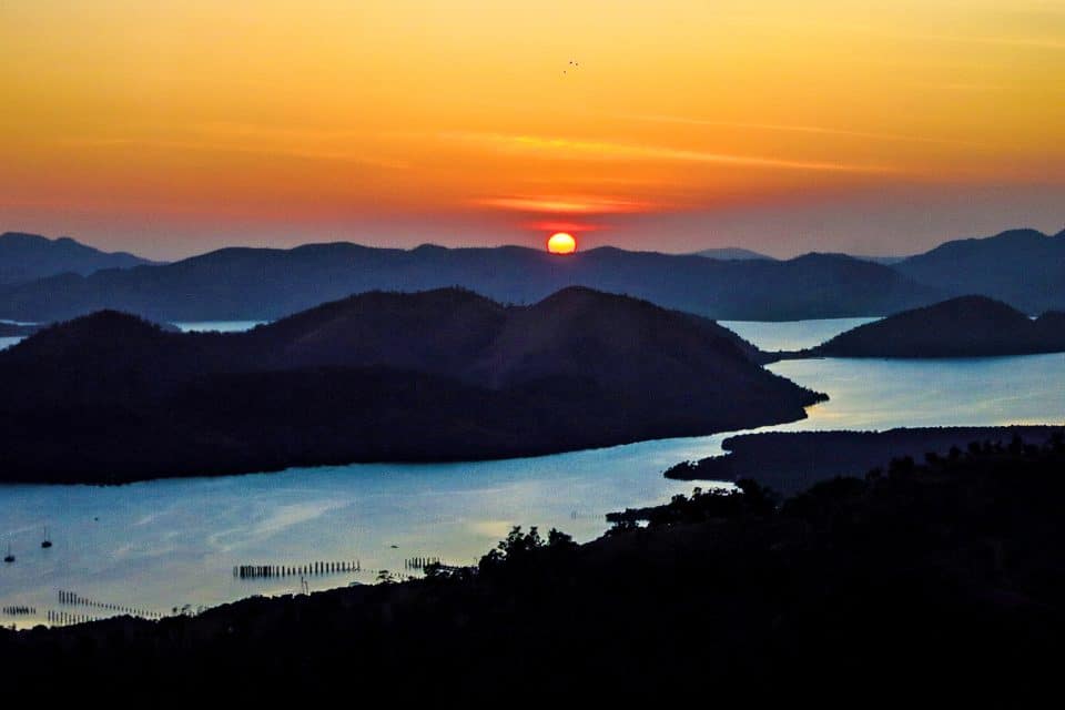 A sunset in Coron