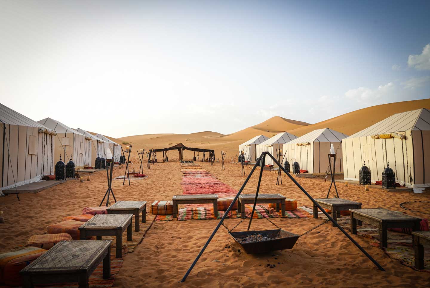 desert-tour camp