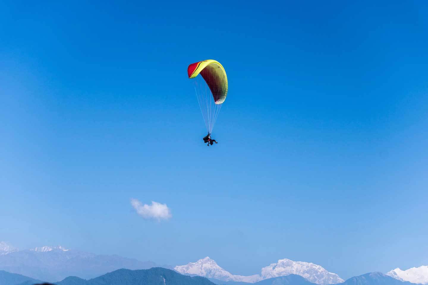 nepal paragliding