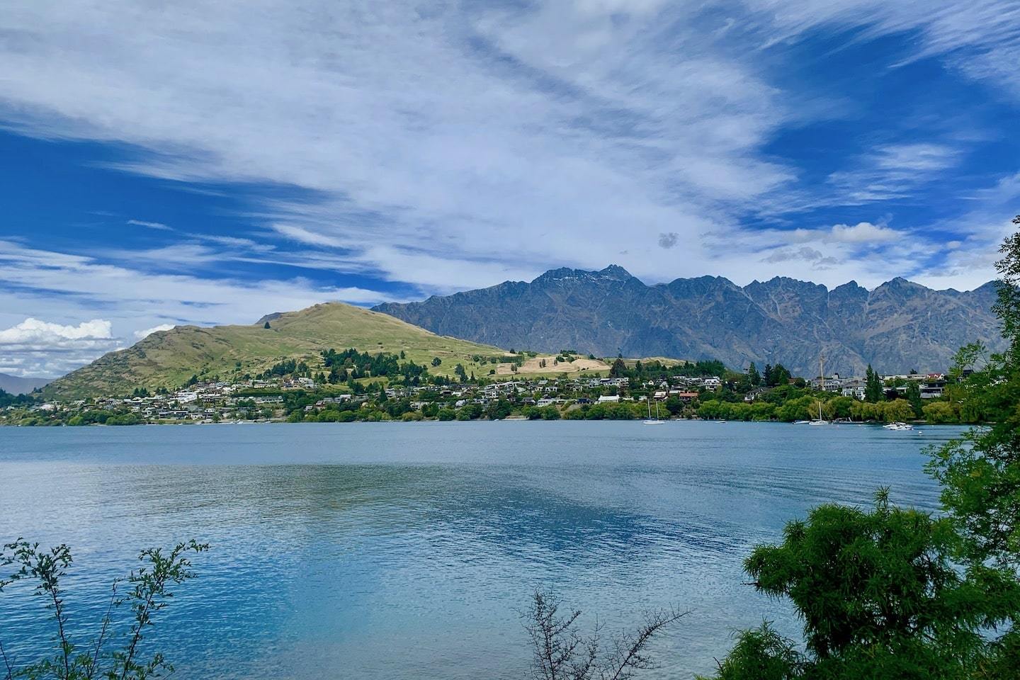 Kelvin Peninsula Trail in Queenstown with views of lake and Remarkables