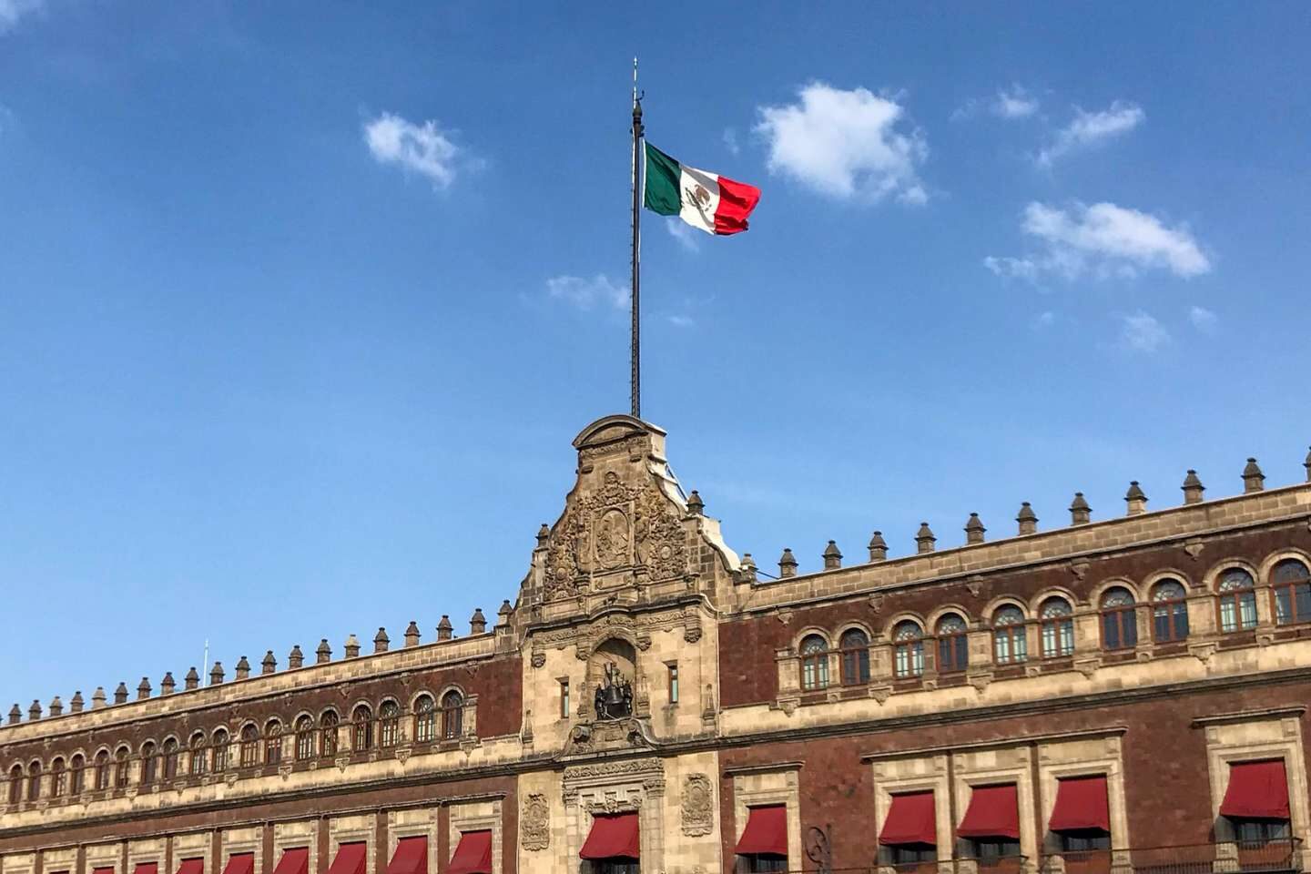 Fine weather in Mexico with waving flag