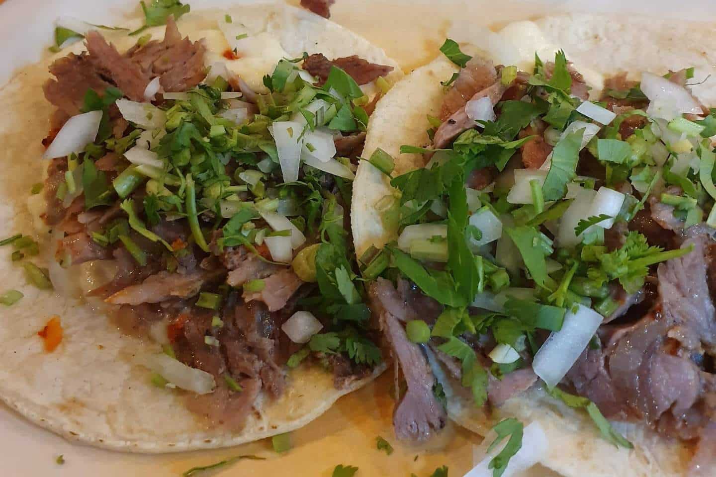 Tacos de Res (beef tacos)