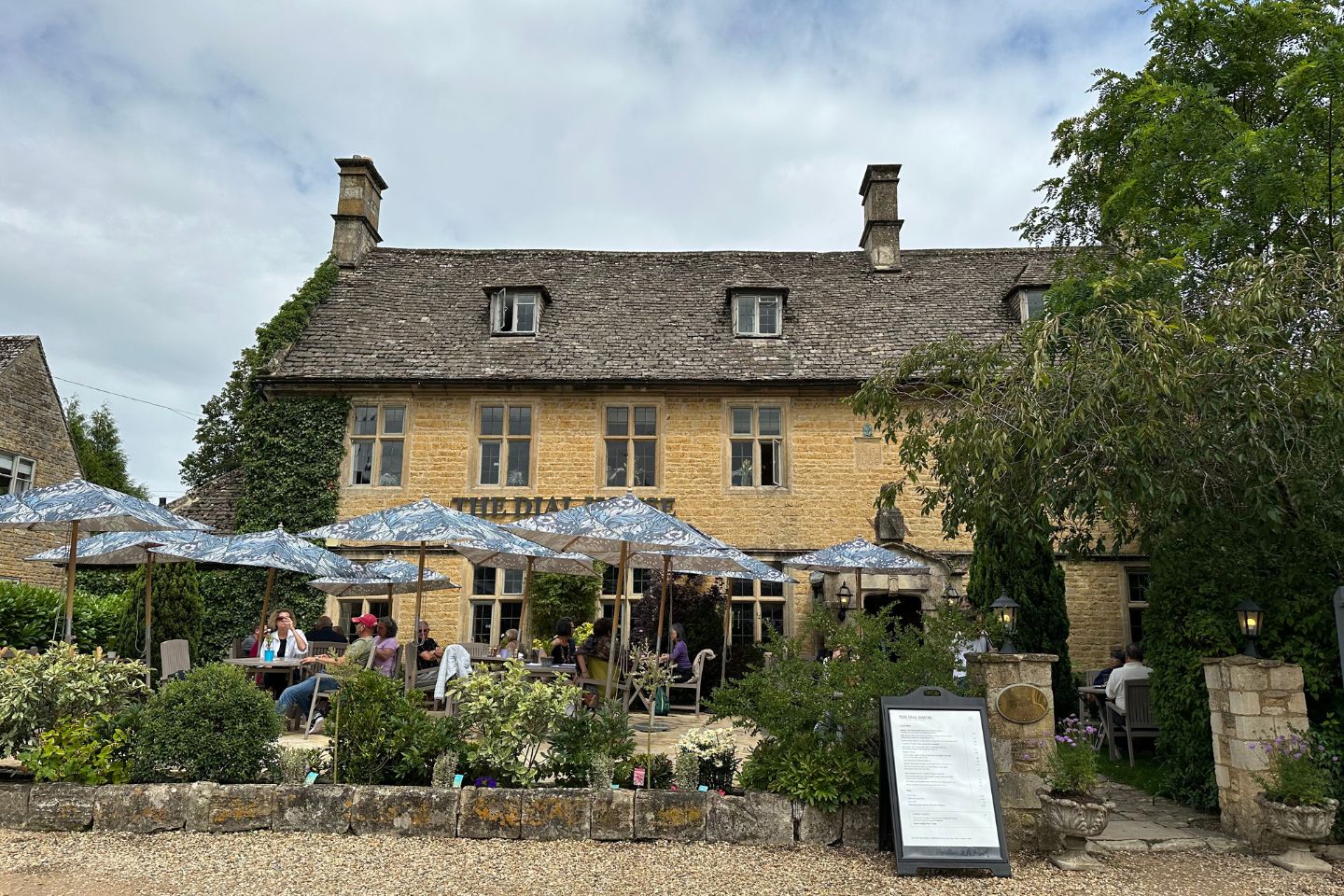 where to eat Bourton on the Water