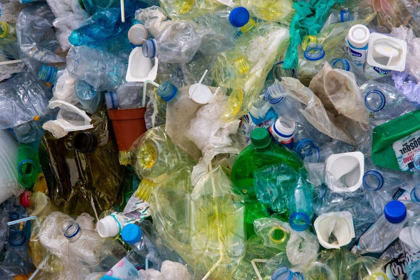 plastic waste in bali