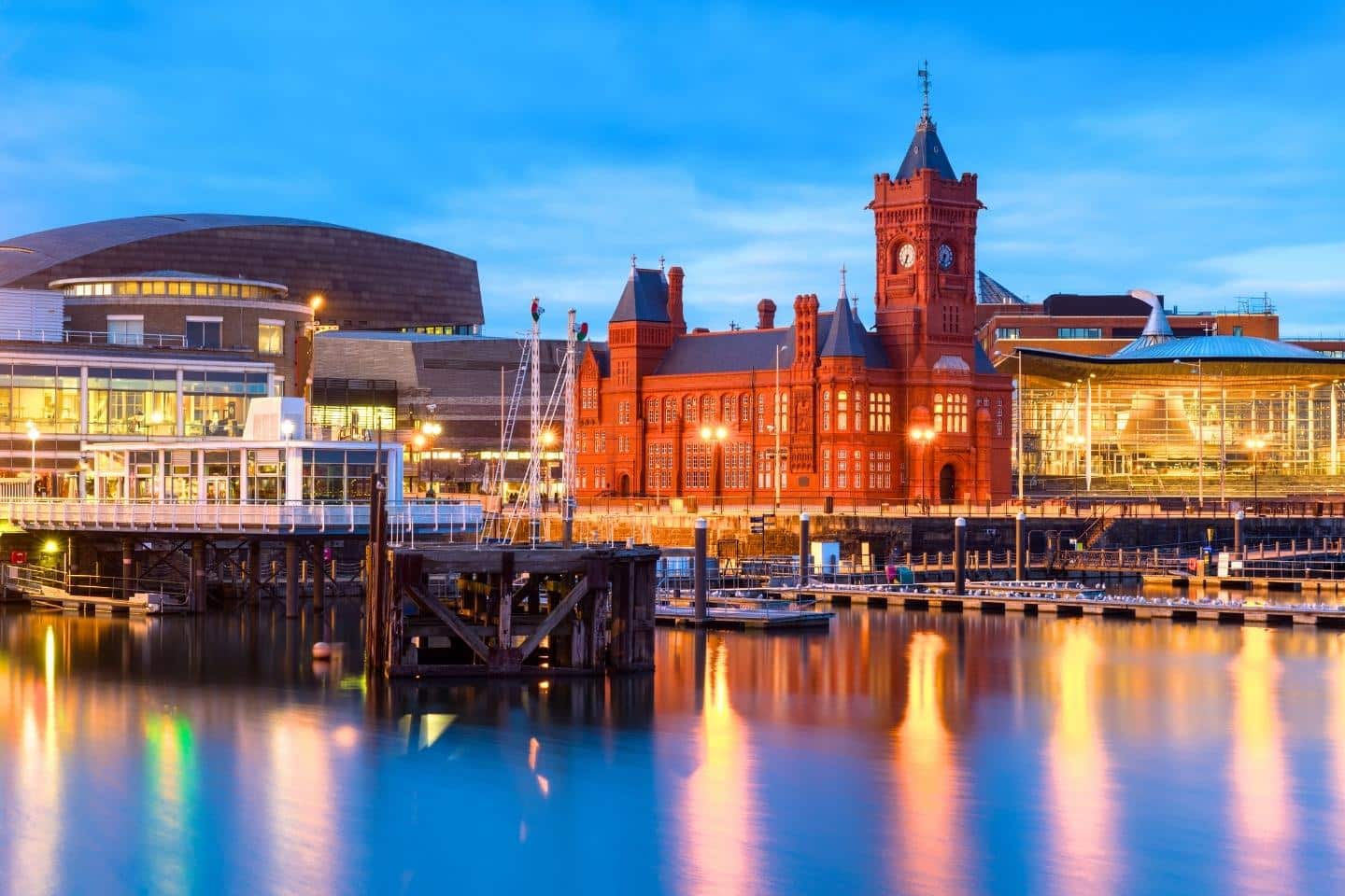 9 Best Day Tours from Cardiff, Wales